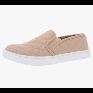 Nude Steve Madden Women's Ecentrcq Sneaker